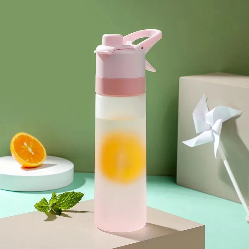 AquaFresh Hydration und Kühlung in einer stilvollen Flasche vereint.