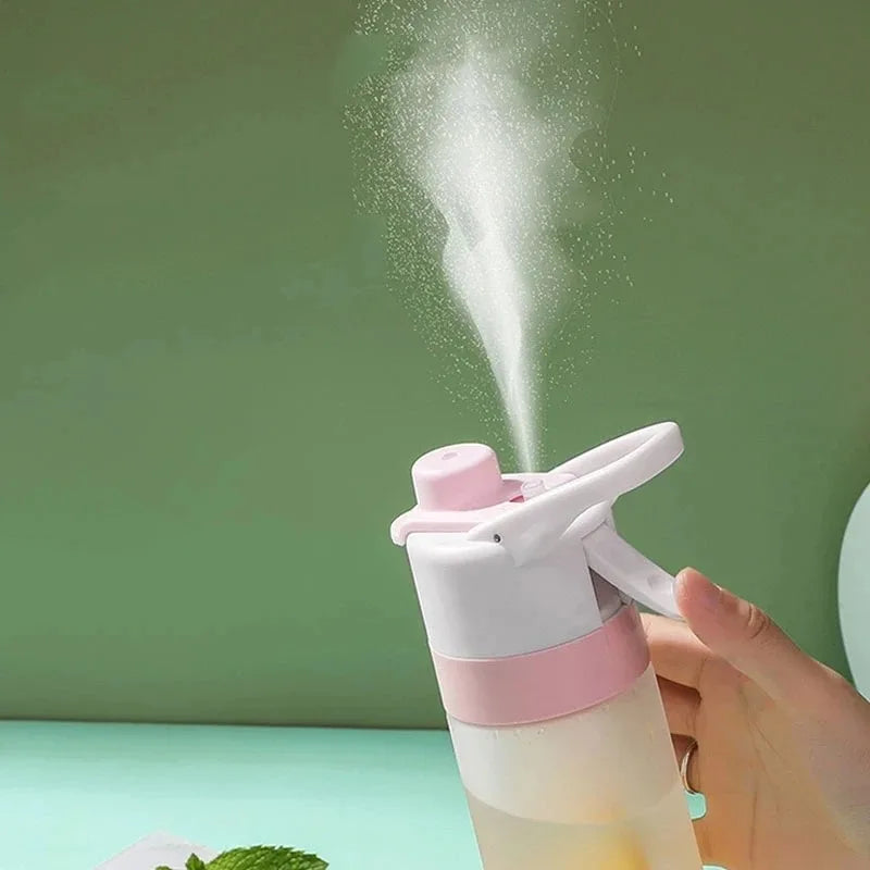 AquaFresh Hydration und Kühlung in einer stilvollen Flasche vereint.
